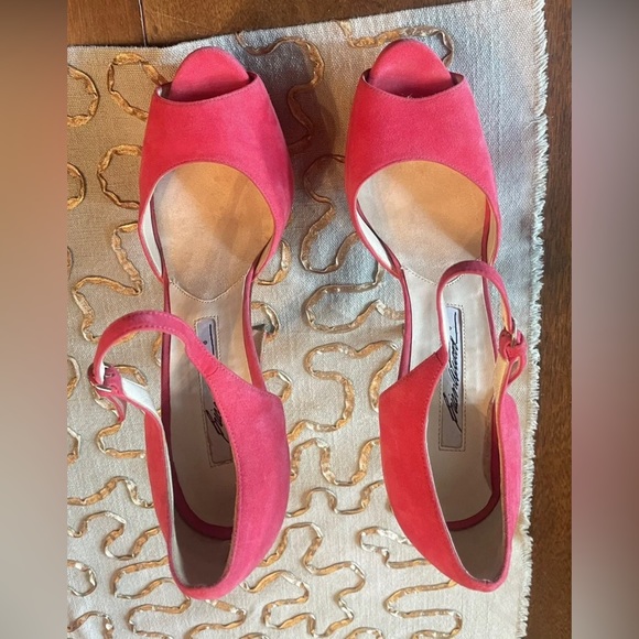 Brian Atwood size 8 platform stiletto heel pumps with peep toe. - Picture 2 of 12